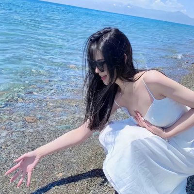 女儿国嬉春